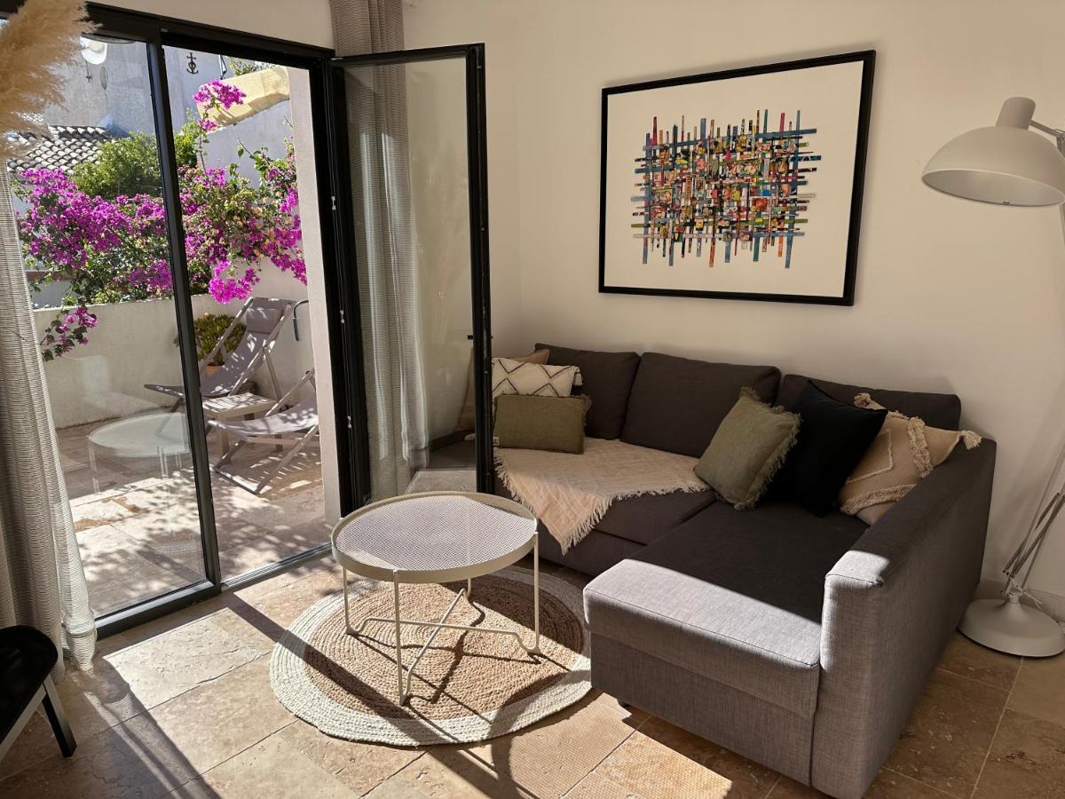 Appartements 3 Etoiles Terrasse Ou Patio Intra-Muros Aigues-Mortes Exterior photo