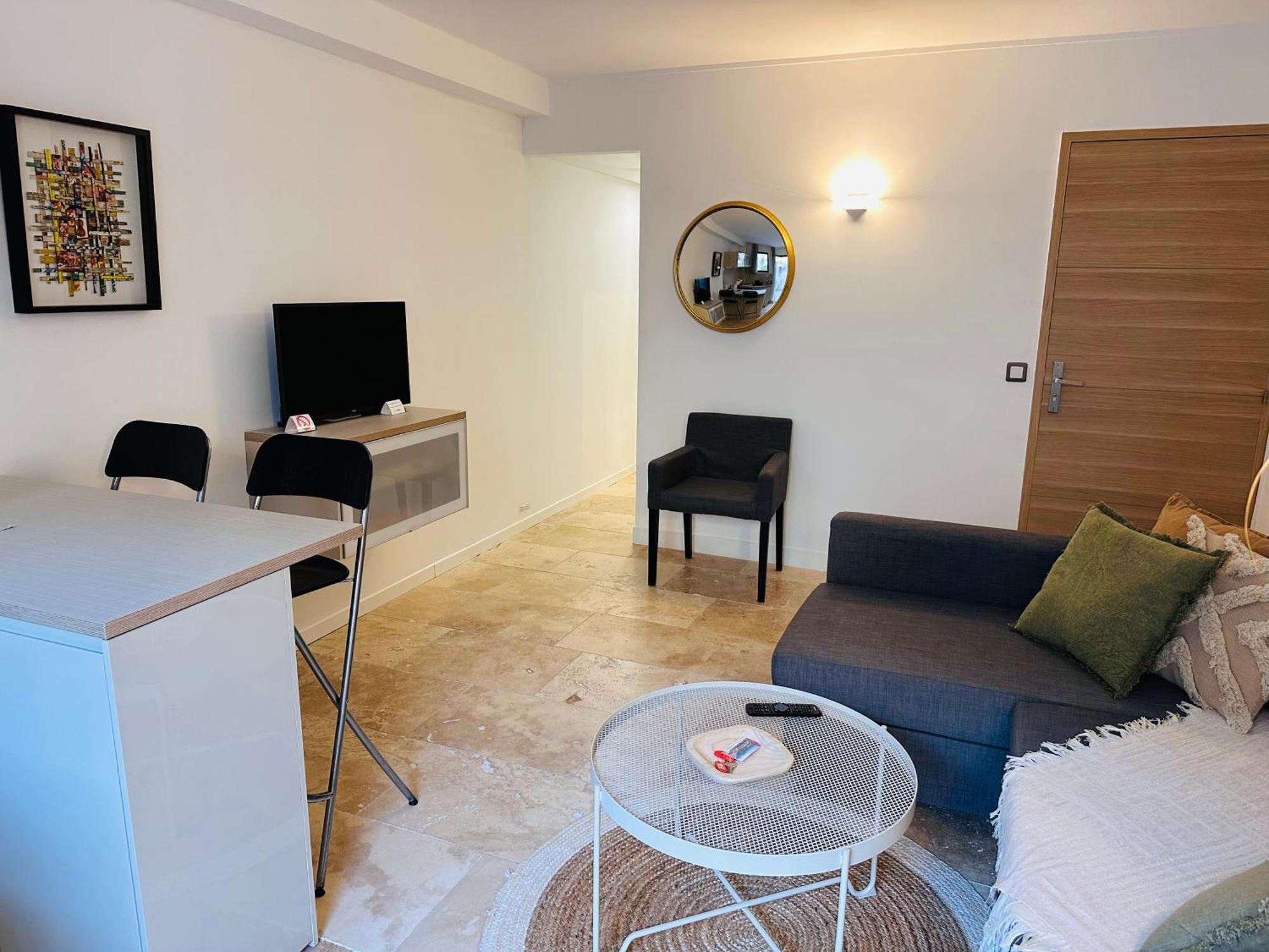Appartements 3 Etoiles Terrasse Ou Patio Intra-Muros Aigues-Mortes Exterior photo